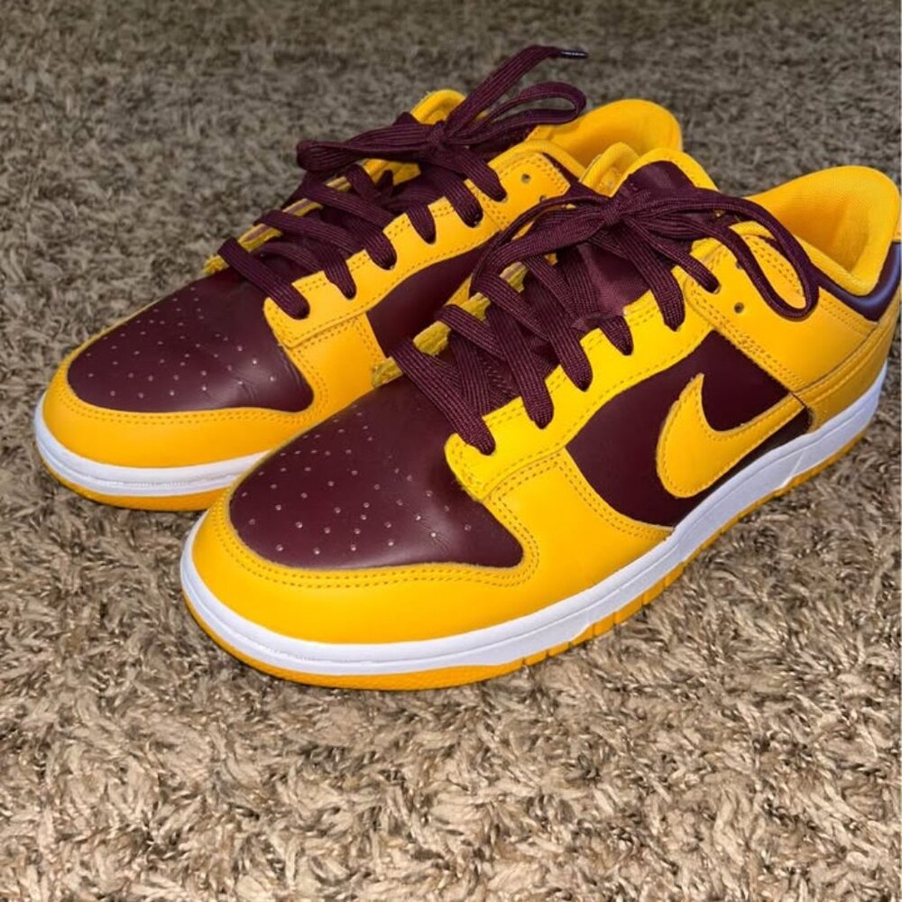 Nike Dunk Low Retro University Gold